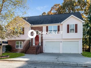 11779 Spring Lake Way, Fayetteville, GA 30215