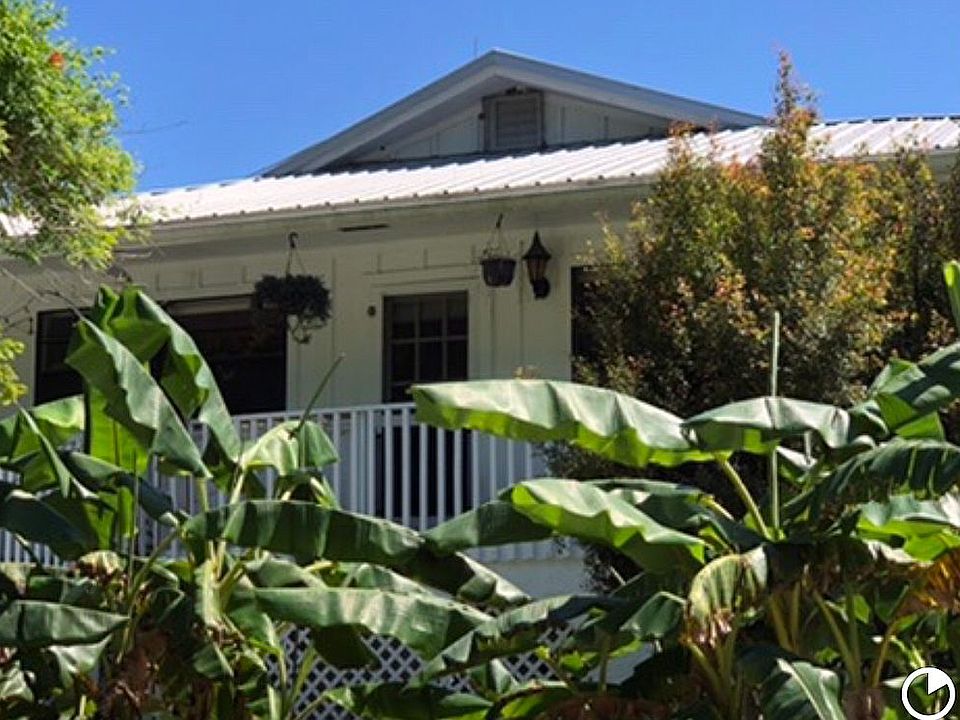 1st image of 12 Saint Johns Ave