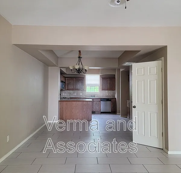 192 Fair St #198 — Photo 3