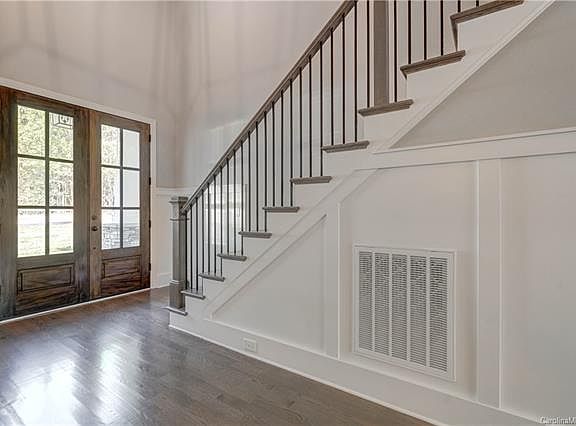 2nd image of 202 Hidden Meadows Dr #22