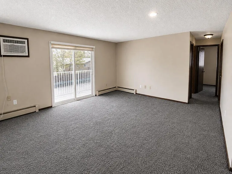 1839 Allison Dr — Photo 3