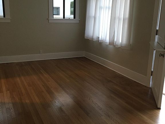 4th image of 232 Pomona Ave