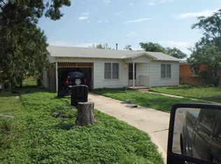 1114 E 22nd St, San Angelo, TX 76903