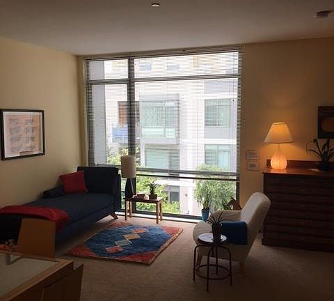 4th image of 335 Berry St Unit 401