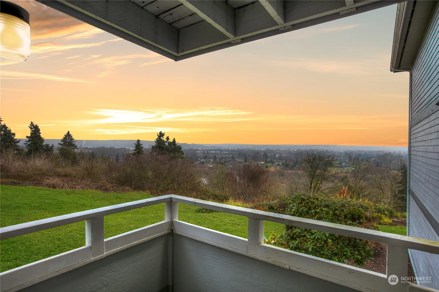 3733 Waller Road E #201 photo 1
