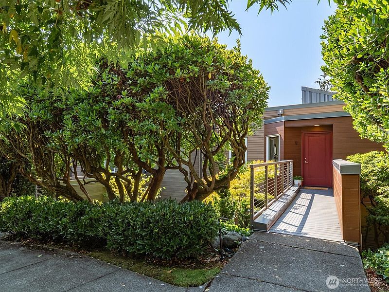 4th image of 101 NW 58th Street #12