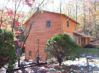 1119 Raintree Rd, Gatlinburg, TN 37738