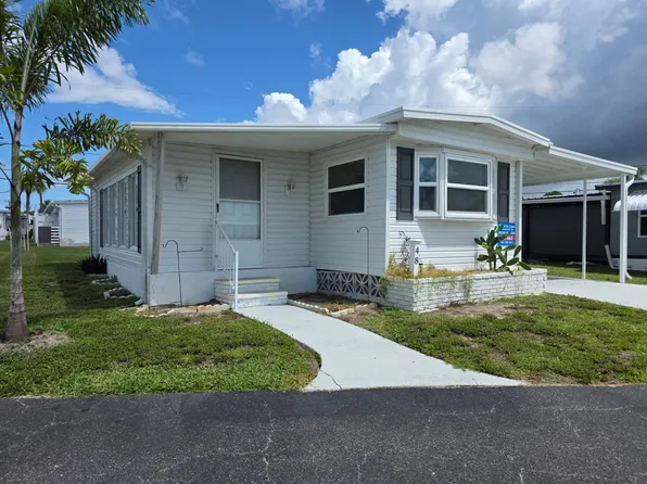 48 Spring Ln #48, Englewood, FL 34223