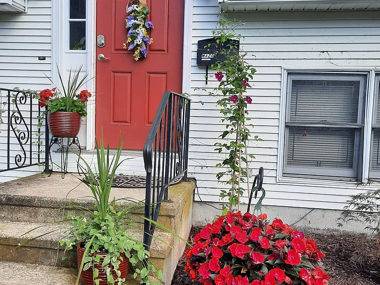 53 Anchor St — Photo 8