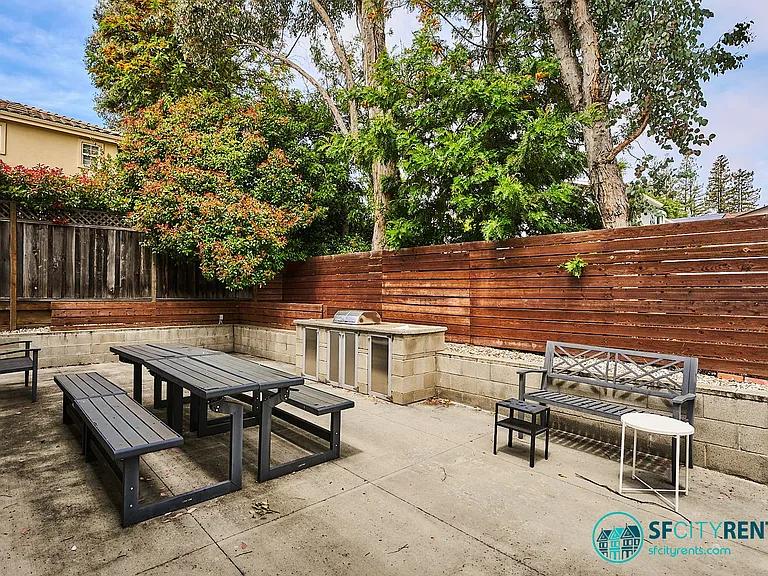 615 Canyon Rd #4 — Photo 14