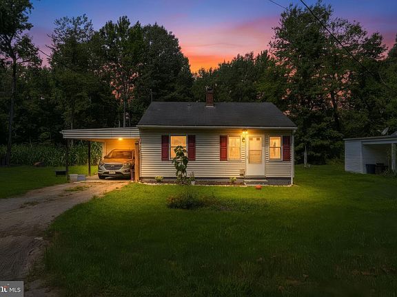 5th image of 4137 Barrett Pl