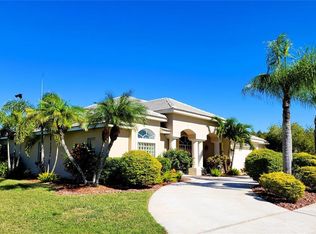 1102 Maravista Dr, New Port Richey, FL 34655