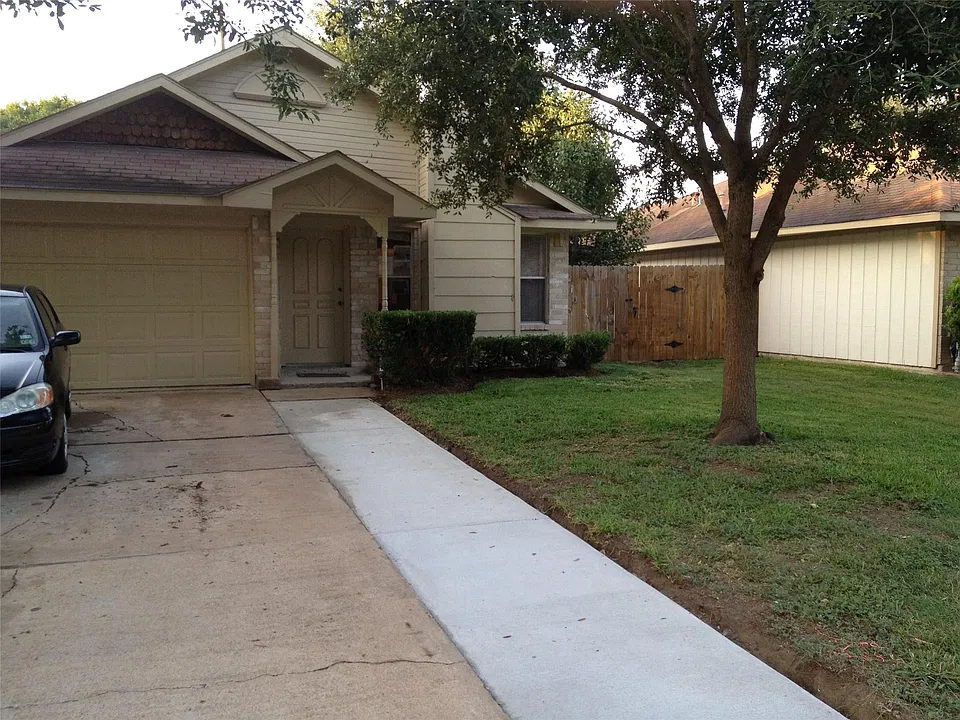 16210 Barbarossa Dr