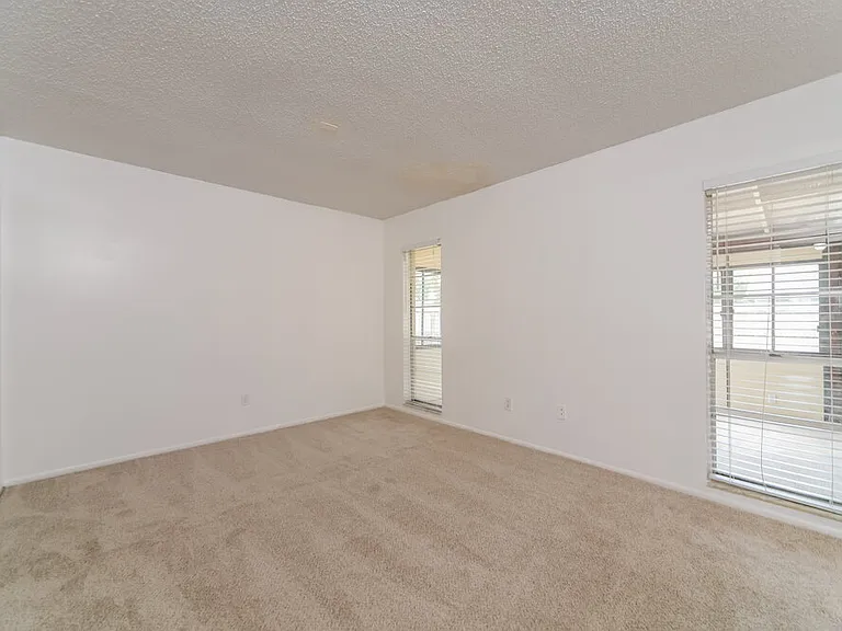 123 Hidalgo Ave — Photo 10