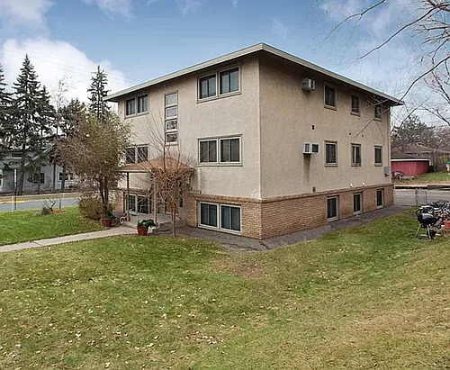 4255 Main St NE Photo 1