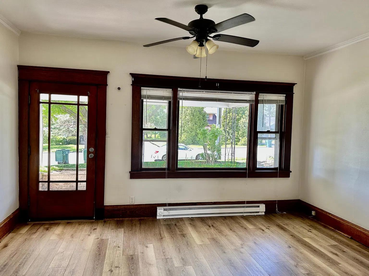 2 bed, $700 — Photo 2