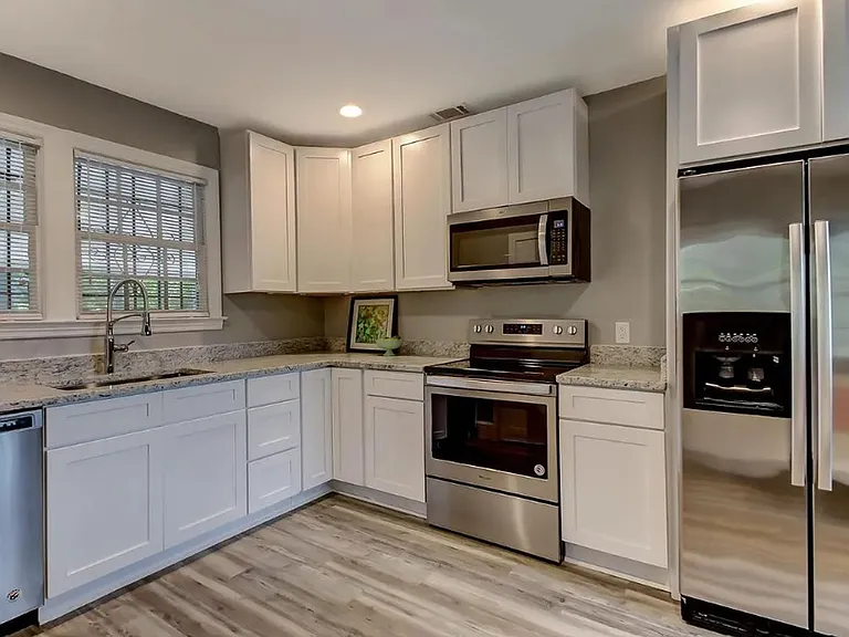 45 E 60th St #3 — Photo 1