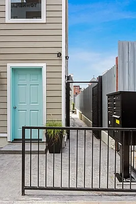 Rented by Corcoran | media 28