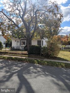 4 Downing Rd, Ewing, NJ, 08628