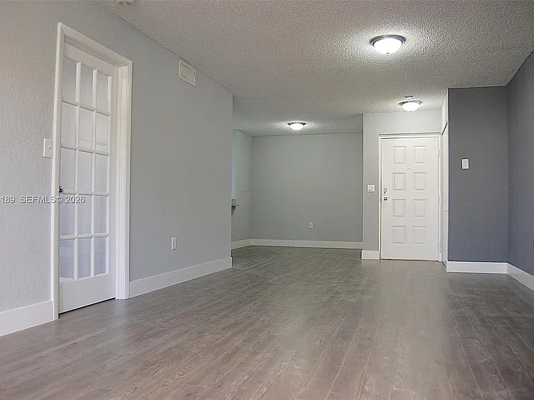 2803 N Oakland Forest Dr #108 — Photo 2