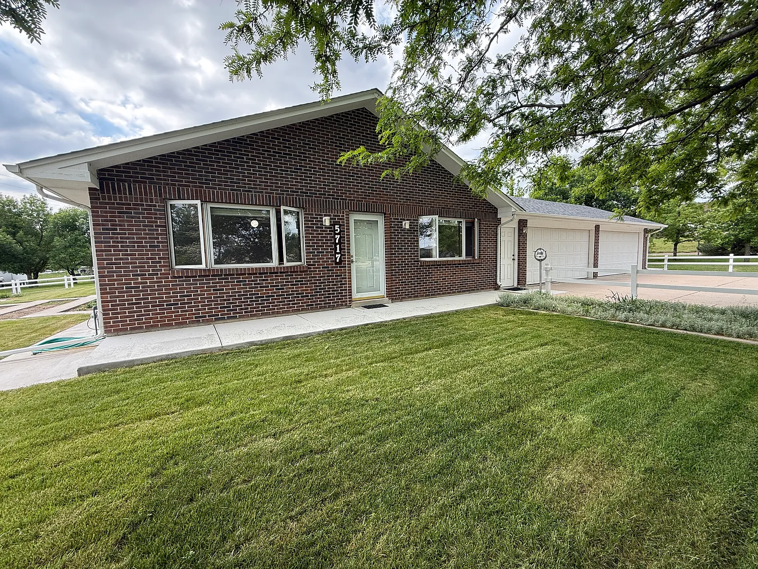4 bed, 2048 sqft, $3,850 — Photo 1