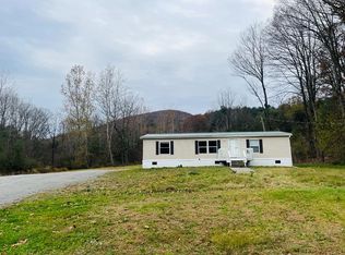 12 Saterlee Hollow Ln, Towanda, PA 18848