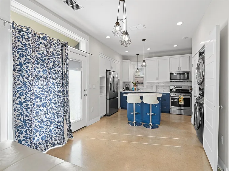 1809 Chestnut Ave #2 — Photo 4