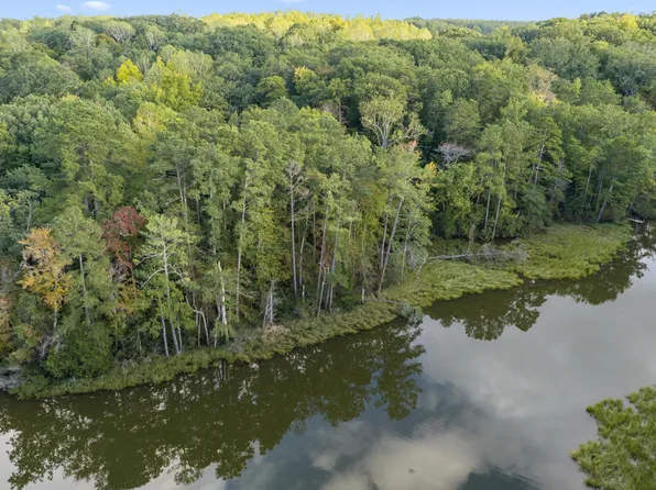 45 Bayward Dr, Heathsville, VA 22473