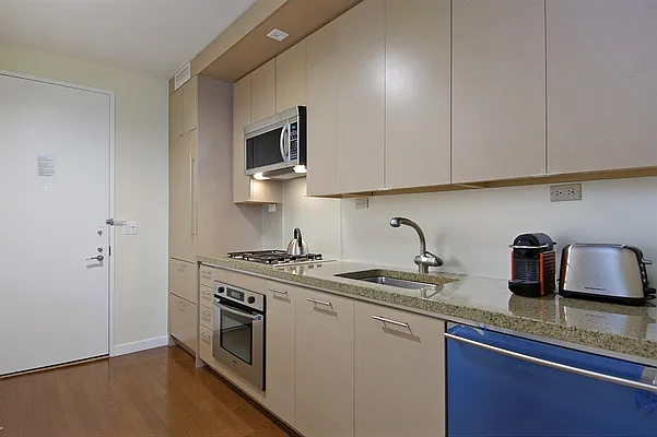 Rented by Corcoran | media 46