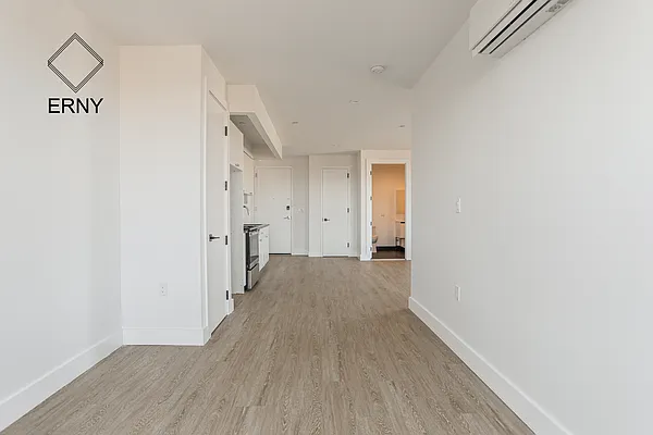 Rented by ERNY LLC | media 6