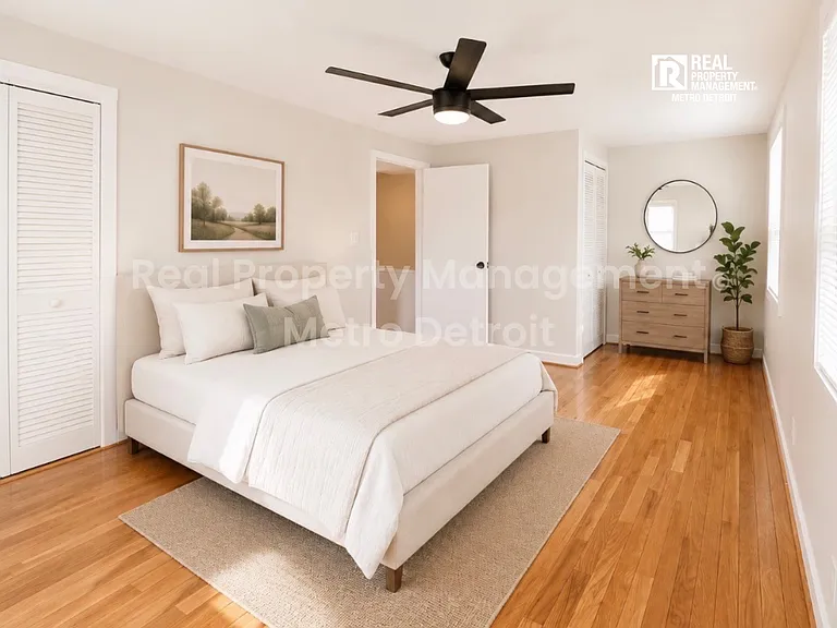655 N Eton St #22 — Photo 11