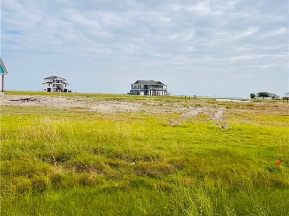 1513 Cape Velero Dr, Rockport, TX 78382