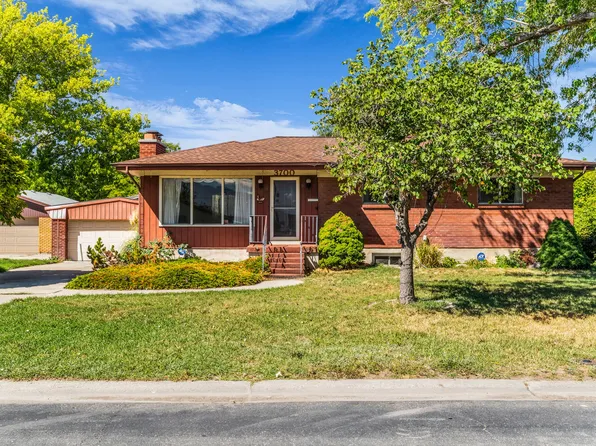 3700 S Lee Maur St, West Valley City, UT 84119