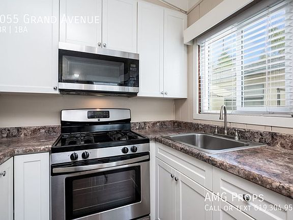 4th image of 1055 Grand Ave