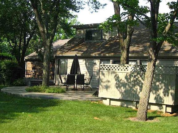 3rd image of 8641 Craigston Ct
