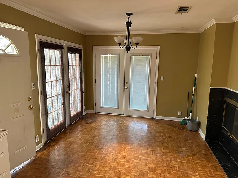 636 Chickasaw Ave — Photo 3