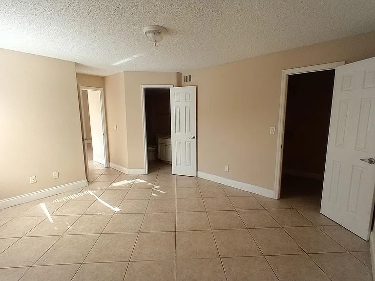 5737 Gatlin Ave #428 — Photo 14