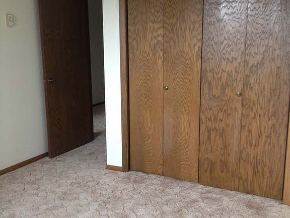4th image of 100 7th St NW APT 105