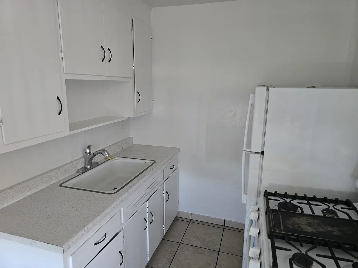 Building Photo - 2848 Del Paso Blvd #6