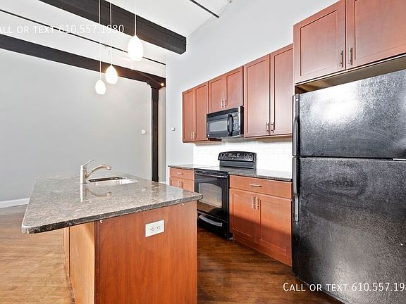 5th image of 200 Lincoln Ave #118