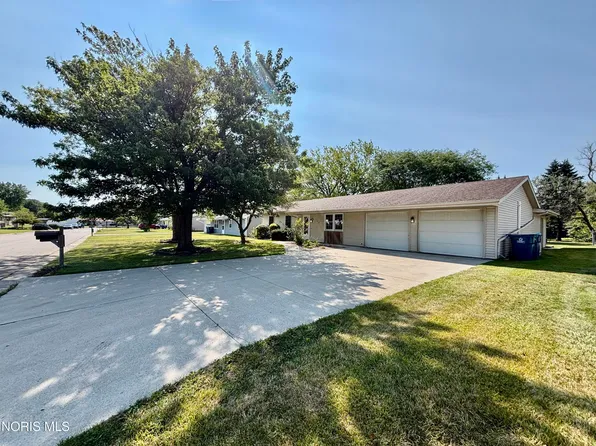 118 Palmer Ln, Bryan, OH 43506