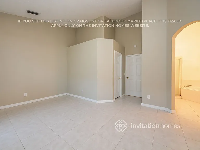 13342 Luxbury Loop — Photo 10