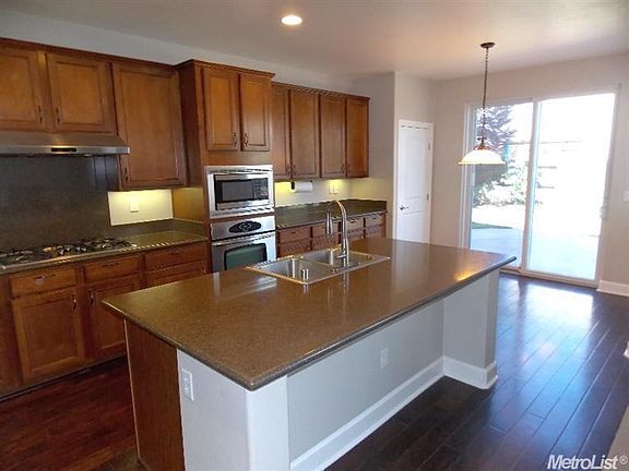 5th image of 506 Pickering Ct
