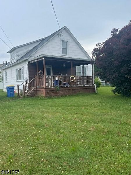 1st image of 55 John Pl