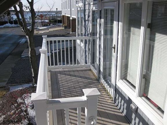 2nd image of 713 Periwinkle Dr