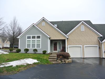 5019 W Oak Ridge Cir, Erie, PA, 16509