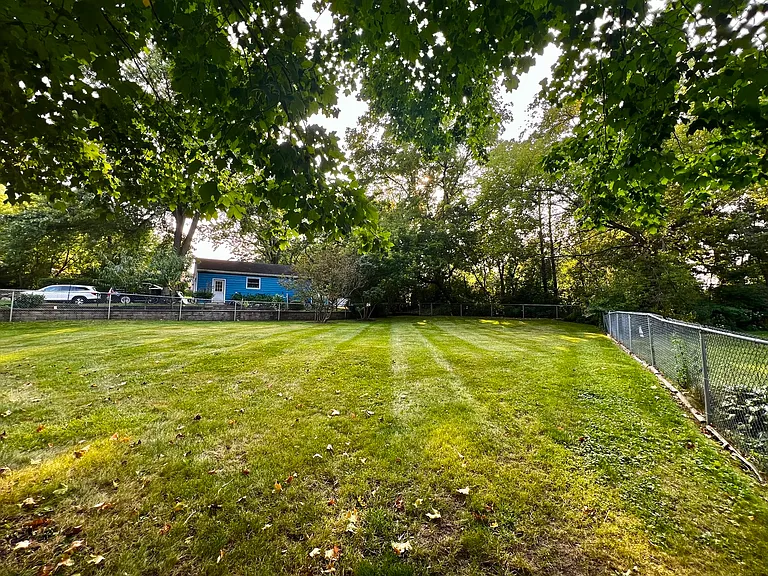 48 S Seebert St — Photo 12