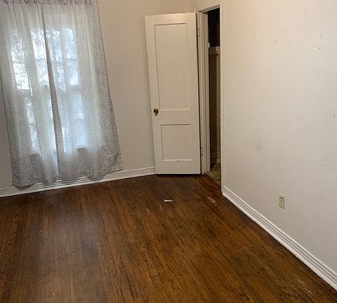 4th image of 1117 La Monte Dr