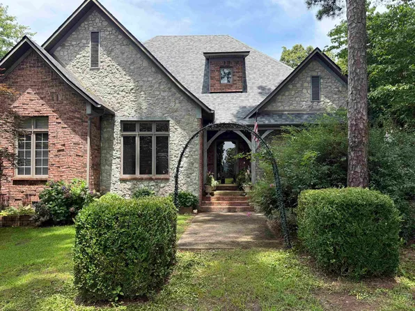 1211 Gayler St, Mountain View, AR 72560