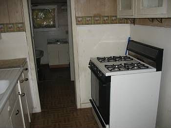 4th image of 510 W Russell Ave